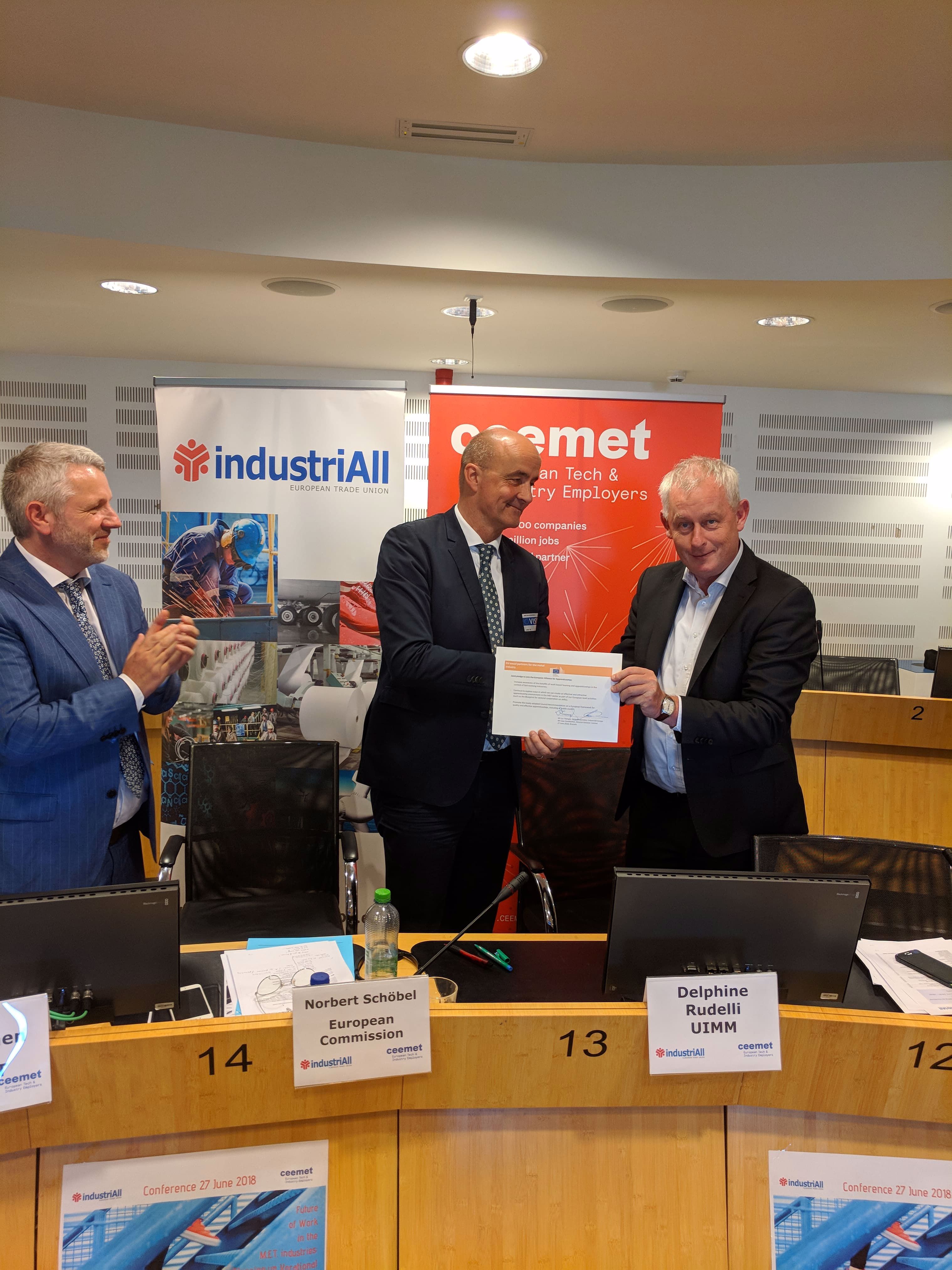 JOINT PRESS RELEASE: IndustriAll Europe & Ceemet join the European Alliance for Apprenticeships and pledge to promote high-quality & effective Vocational Education & Training