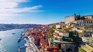 Porto Social Summit: a new wind blowing for Social Europe?